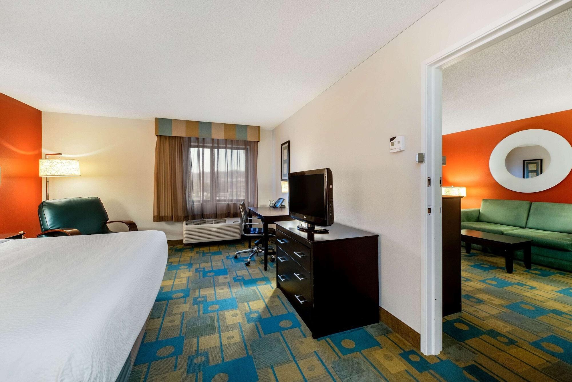 Hotel La Quinta By Wyndham Mansfield Oh Exteriér fotografie